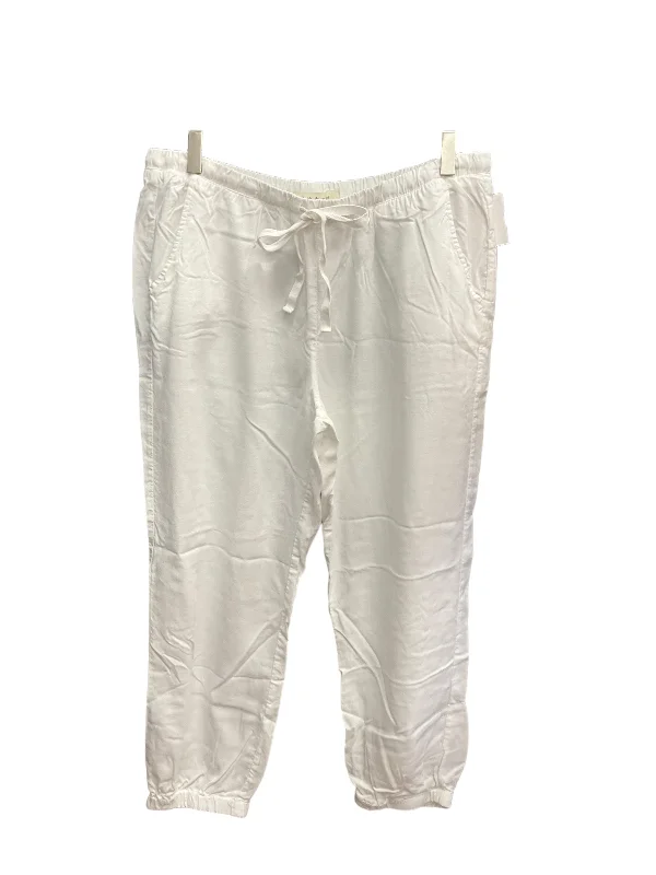 High-rise flare pants for vintage chic appeal -White Pants Linen Cloth & Stone, Size L