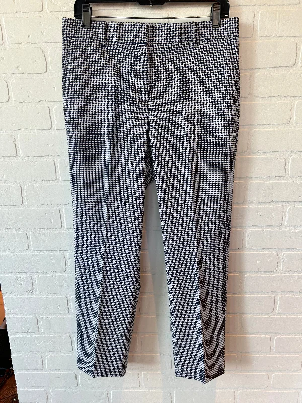 Windproof pants for chilly outdoor activities -Blue & White Pants Other Ann Taylor, Size 6