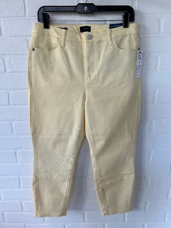 Relaxed fit pants for laid-back comfort wear -Yellow Pants Cropped Talbots, Size 10petite