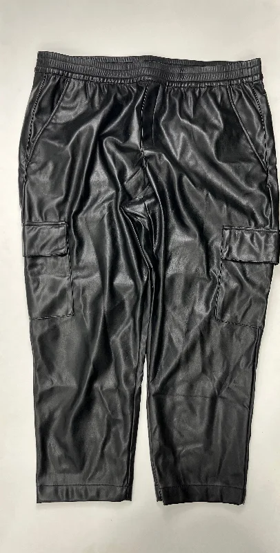 High-performance ski pants for snowy mountain slopes -Black Pants Cargo & Utility Gap NWT, Size 8