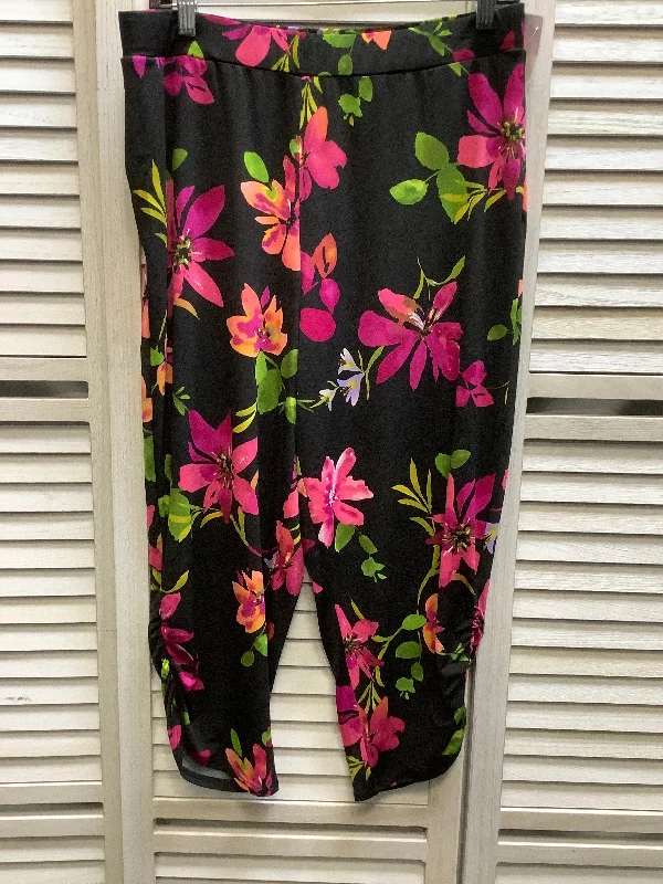 Classic wool pants for cold weather elegance -Floral Print Pants Cropped Susan Graver, Size M