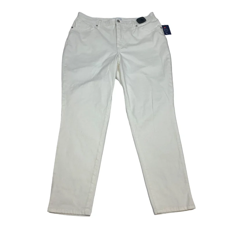 Classic khaki pants for timeless wardrobe staples -White Pants Other Crown And Ivy, Size 14