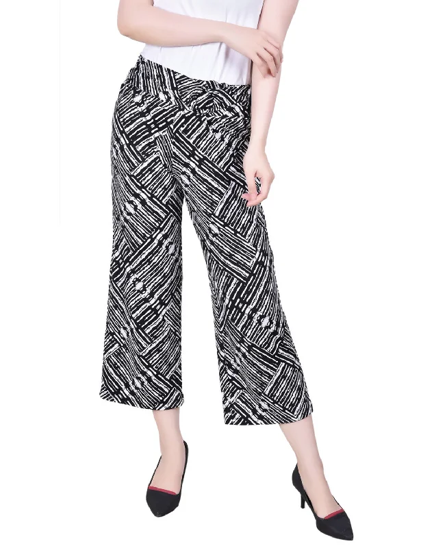 Eco-friendly hemp pants for sustainable clothing choices -Cropped Pull On Pants With Sash