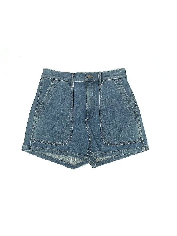 Heart Shaped Shorts for Love -High-Rise Denim Shorts in Medium Wash