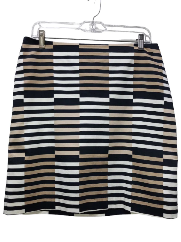 Flowy skirts for relaxed vacation wear -Striped Skirt Mini & Short Ann Taylor, Size 8