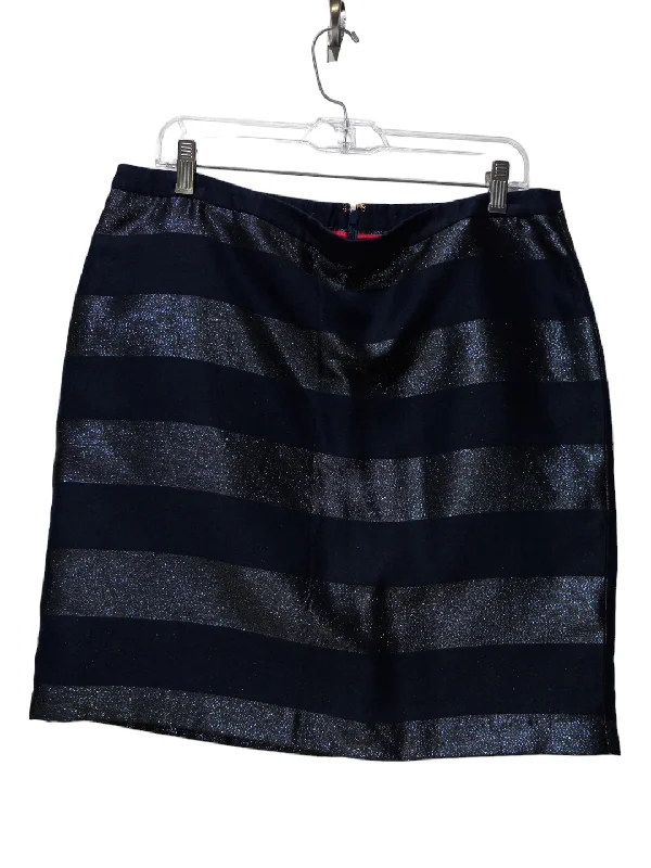 Stretchy skirts for all-day wear comfort -Striped Pattern Skirt Mini & Short Tommy Hilfiger, Size 12