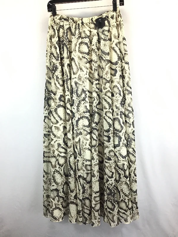 Bold skirts with bright color pops -Snakeskin Print Skirt Maxi Clothes Mentor, Size L