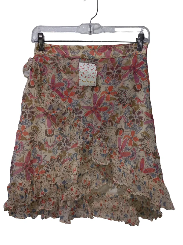 Designer skirts for luxury fashion flair -Floral Print Skirt Mini & Short Free People, Size Xs