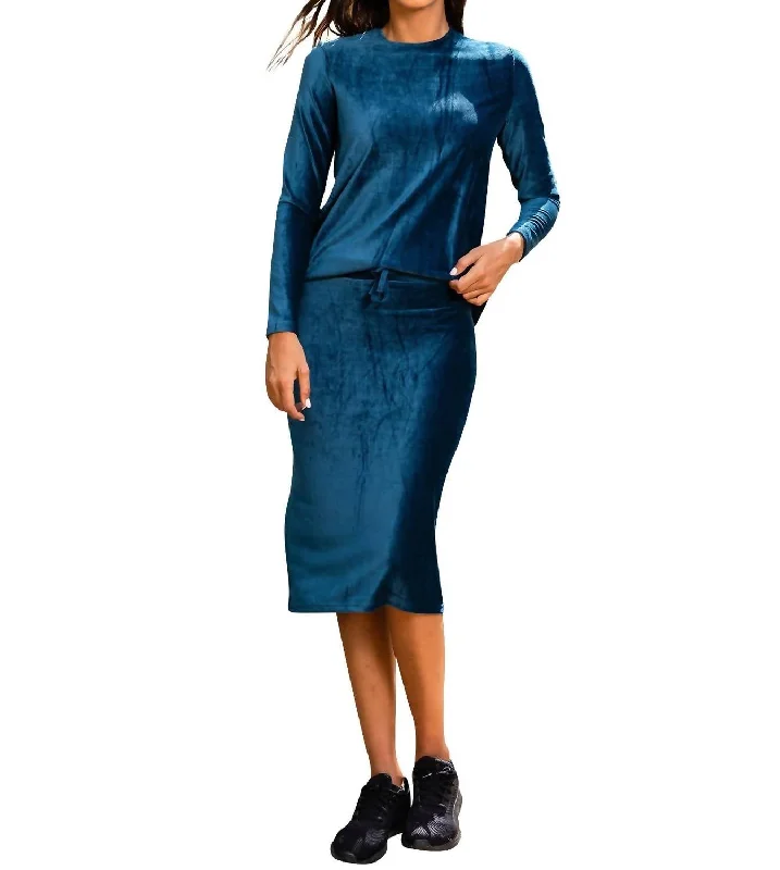 Velour Sport Skirt In Peacock