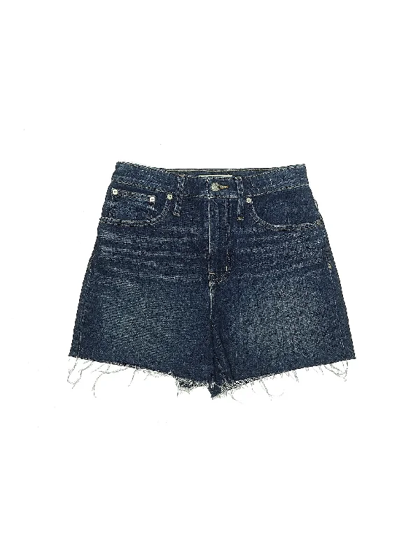 Mini Shorts for Youthful Vibe -High-Rise Denim Shorts in Medium Wash