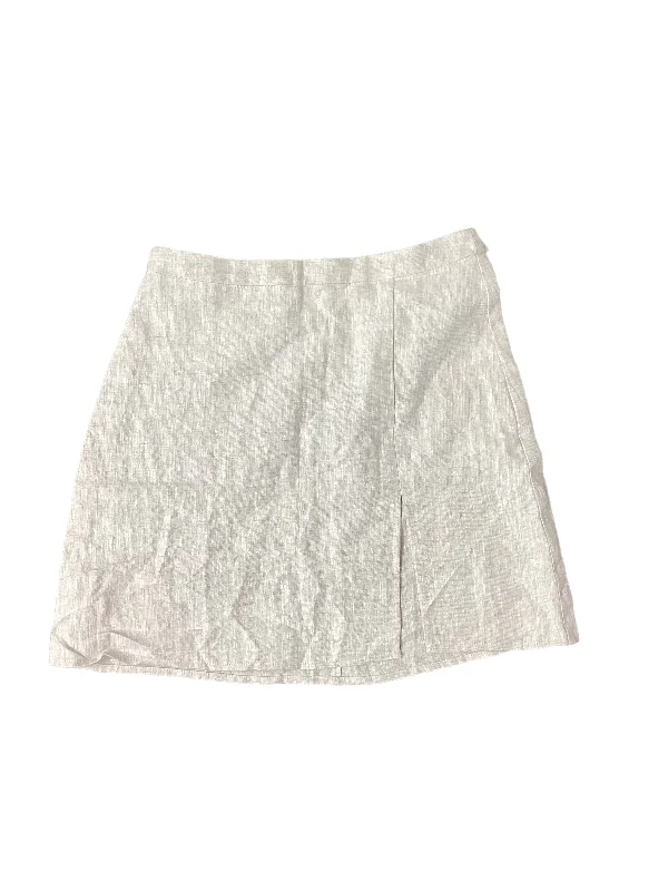 Trendy skirts with asymmetrical hem lines -Cream Skirt Mini & Short Reformation, Size 4