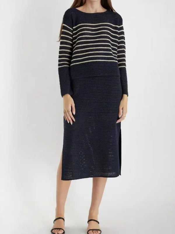 The Sofie Skirt In Navy