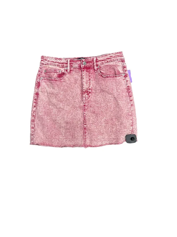 High-waisted mini skirts for retro vibes -Pink Skirt Mini & Short Calvin Klein, Size 28